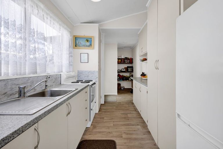 Photo of property in 5 Iredale Road, Hawera, 4610