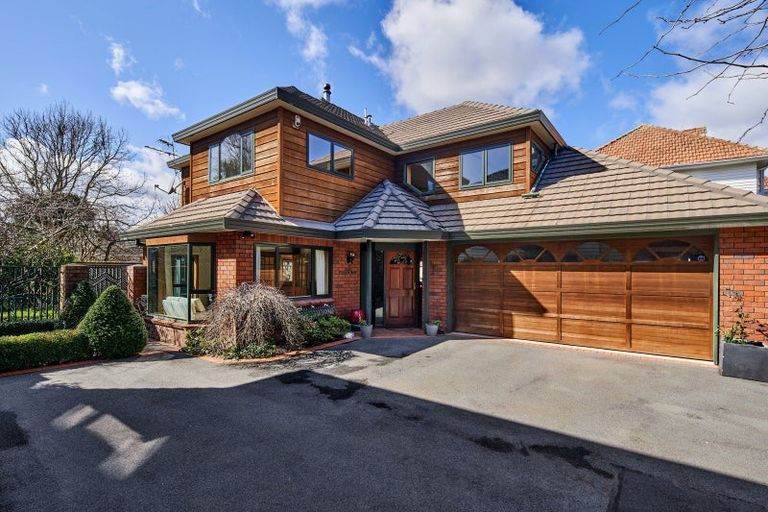 Photo of property in 7 Massey Avenue, Woburn, Lower Hutt, 5010