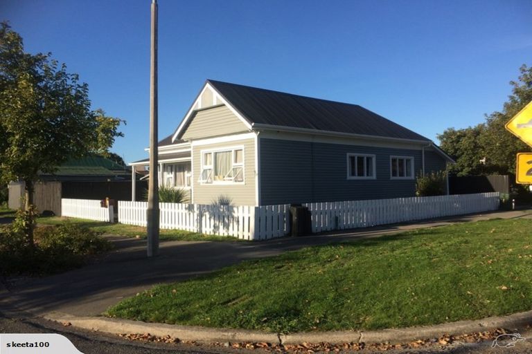 Photo of property in 2 Cecil Place, Waltham, Christchurch, 8023