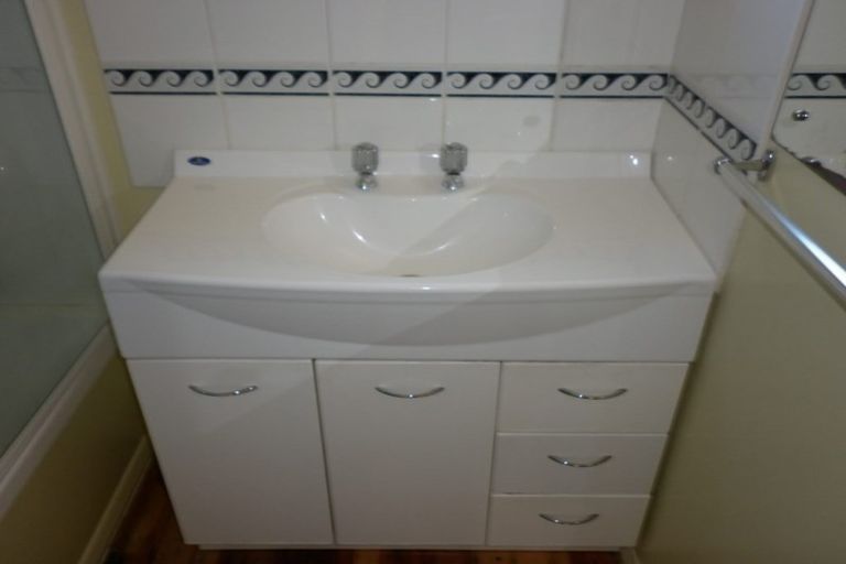 Photo of property in 41 Hindmarsh Street, Johnsonville, Wellington, 6037