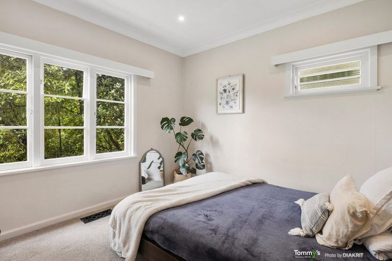 Photo of property in 63 Cashmere Avenue, Khandallah, Wellington, 6035