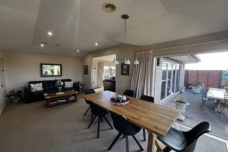 Photo of property in 58 Karamea Street, Whalers Gate, New Plymouth, 4310