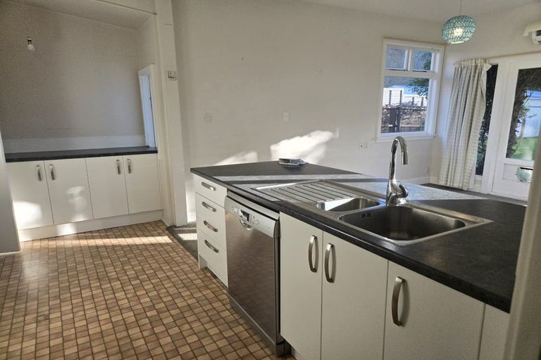 Photo of property in 62 Wakatu Avenue, Moncks Bay, Christchurch, 8081