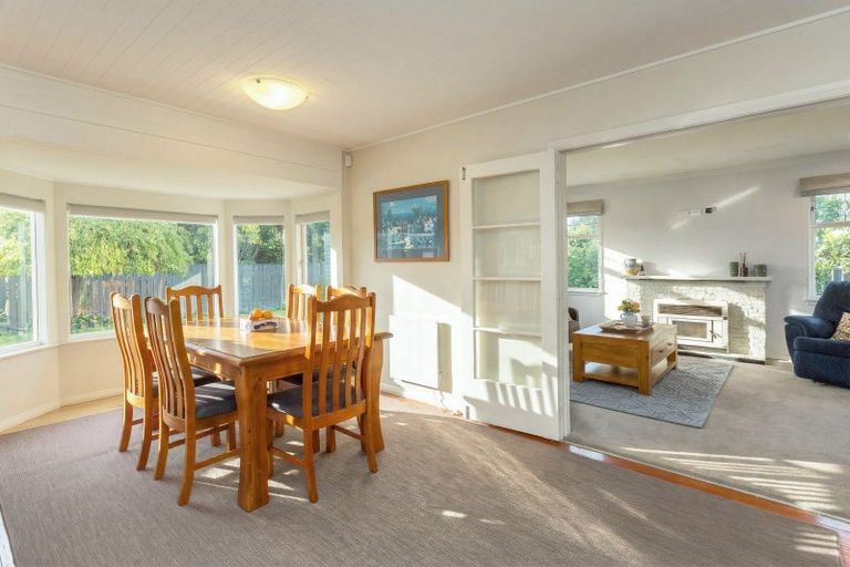 Photo of property in 40 Reading Street, Greytown, 5712
