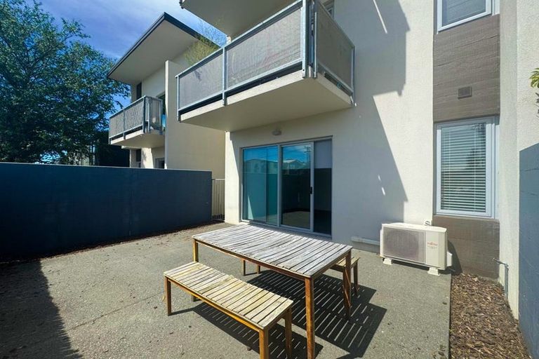 Photo of property in 2/318 Barbadoes Street, Christchurch Central, Christchurch, 8011