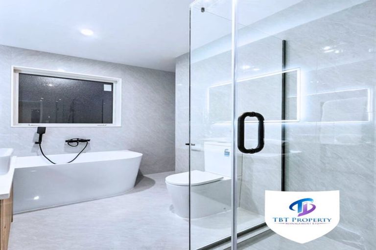Photo of property in 17 Bushfield Drive, Flat Bush, Auckland, 2019