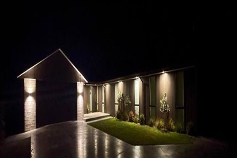 Photo of property in 141 West Belt, Rangiora, 7400