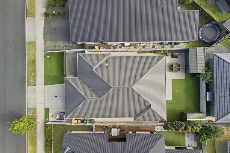 Photo of property in 3 Piata Street, Papamoa Beach, Papamoa, 3118