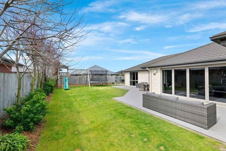 Photo of property in 8 Overbury Crescent, Rolleston, 7614