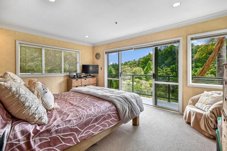 Photo of property in 146 Charles Prevost Drive, The Gardens, Auckland, 2105
