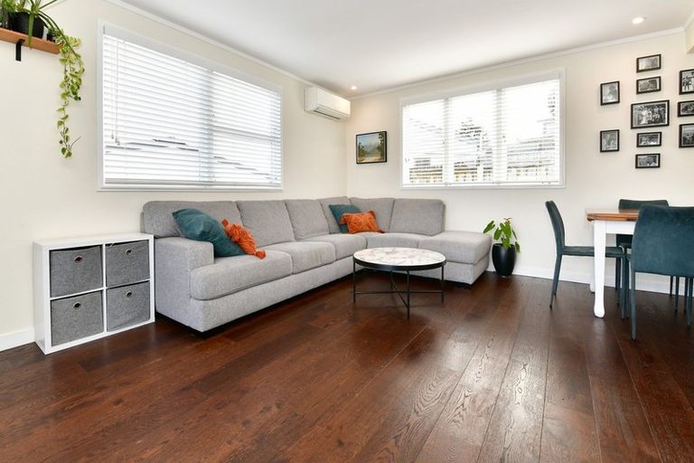 Photo of property in 2 Matai Road, Stanmore Bay, Whangaparaoa, 0932