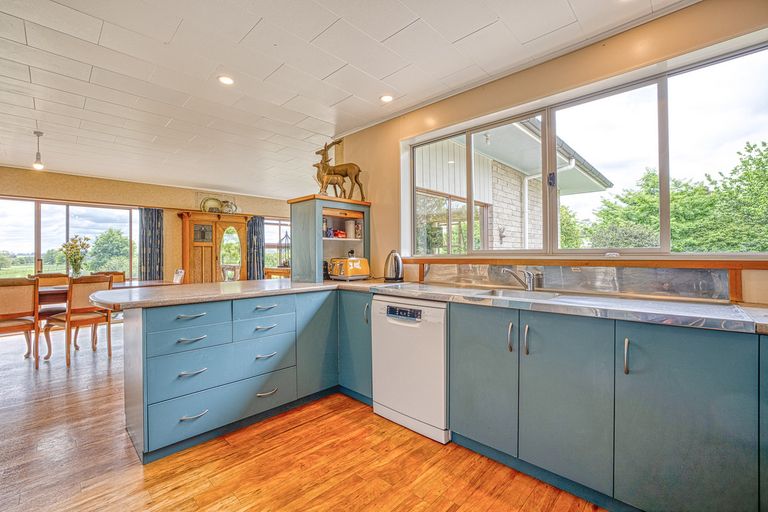 Photo of property in 18 Kia Kaha Drive, Snells Beach, 0920