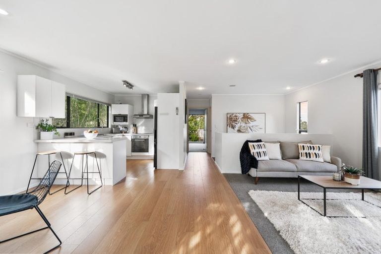 Photo of property in 123b Colwill Road, Massey, Auckland, 0614