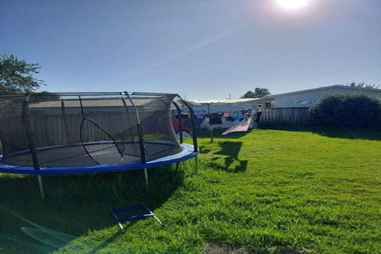 Photo of property in 46 Linwood Drive, Paraparaumu, 5032