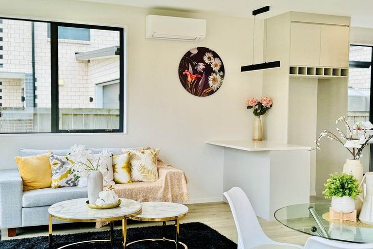 Photo of property in 1/2 Miami Street, Mangere East, Auckland, 2024