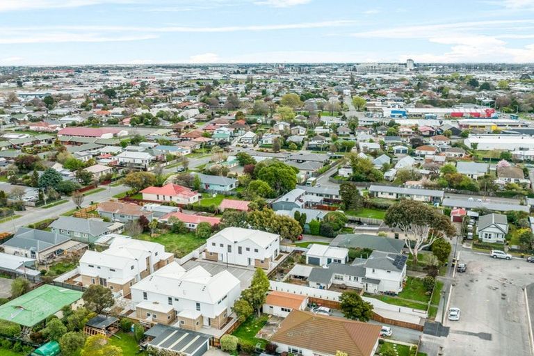 Photo of property in 2/24 Dampier Street, Woolston, Christchurch, 8023