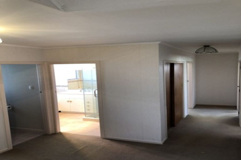 Photo of property in 17 Ridgeway Place, Glenview, Hamilton, 3206