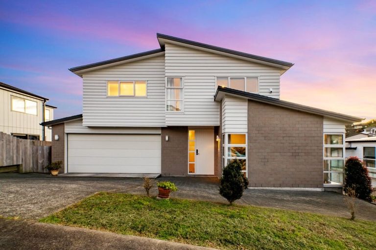 Photo of property in 42 San Prospero Crescent, Henderson, Auckland, 0612