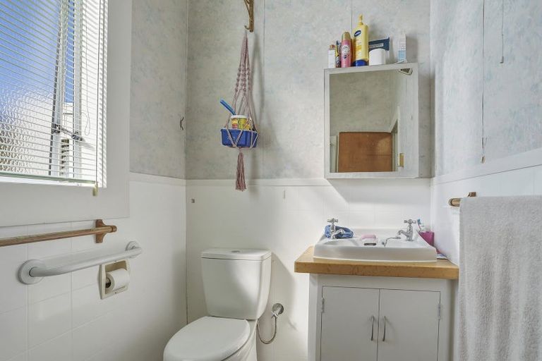 Photo of property in 28 Walton Street, Kaikorai, Dunedin, 9010