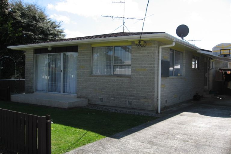 Photo of property in 13a Saint Ronans Avenue, Waterloo, Lower Hutt, 5011