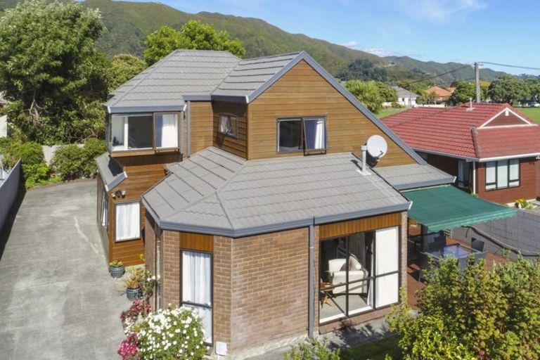 Photo of property in 2/72 Trafalgar Street, Waterloo, Lower Hutt, 5011