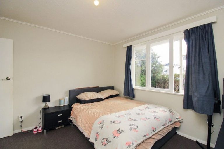 Photo of property in 27a Wilford Street, Wallaceville, Upper Hutt, 5018