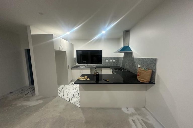 Photo of property in 4 Nagra Lane, Papakura, 2110