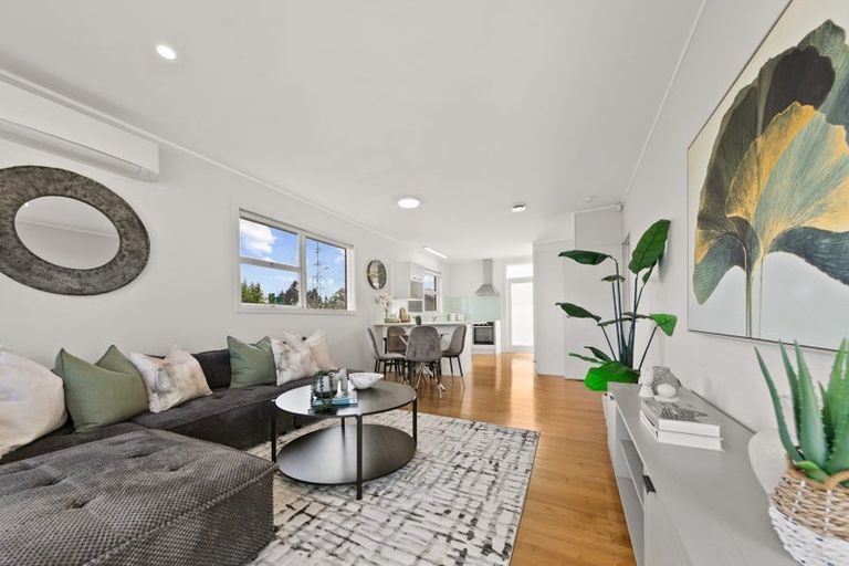 Photo of property in 19a Marewa Street, Te Atatu South, Auckland, 0610