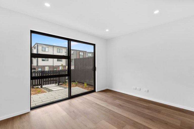 Photo of property in 14 Selo Street, Glen Eden, Auckland, 0602