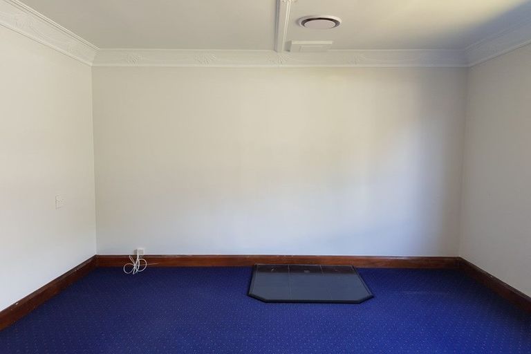 Photo of property in 21 Lorna Street, Lynmouth, New Plymouth, 4310