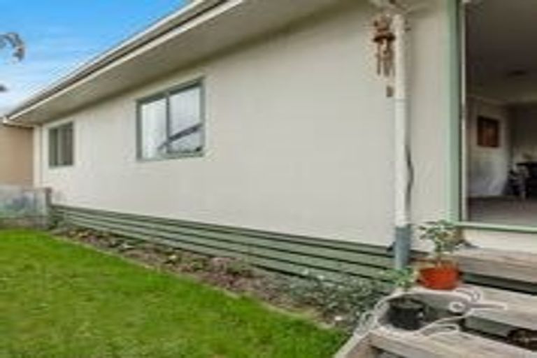 Photo of property in 13 James Cook Drive, Welcome Bay, Tauranga, 3112