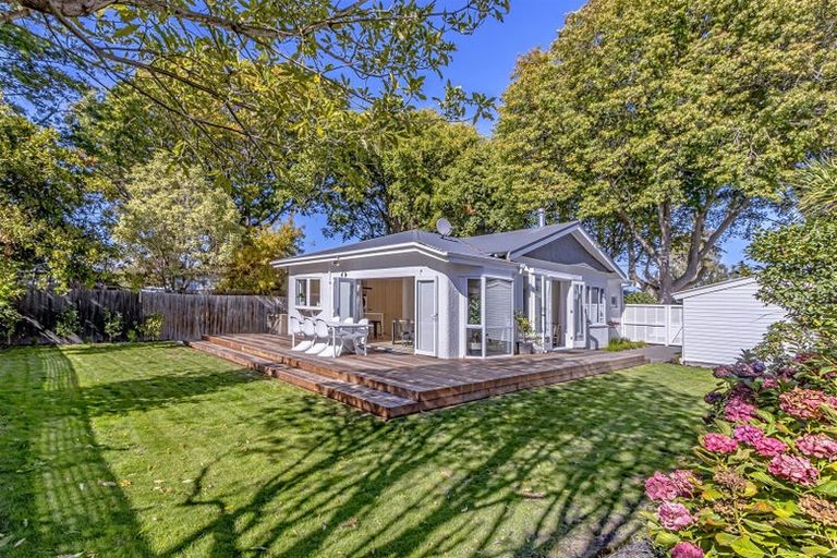 Photo of property in 32 Massey Crescent, St Albans, Christchurch, 8014