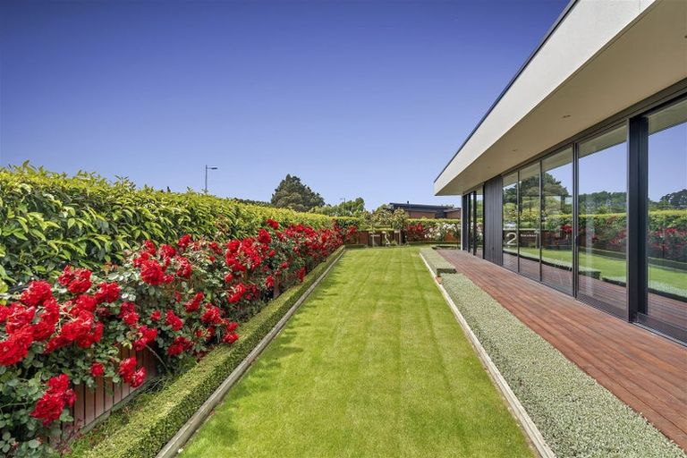 Photo of property in 2 Mersham Drive, Prebbleton, 7604