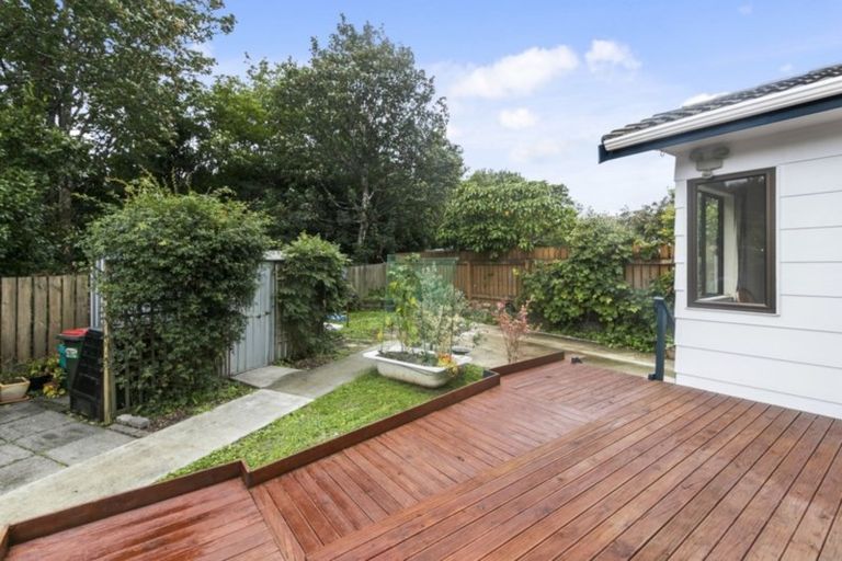 Photo of property in 16b Gibbs Crescent, Wainuiomata, Lower Hutt, 5014