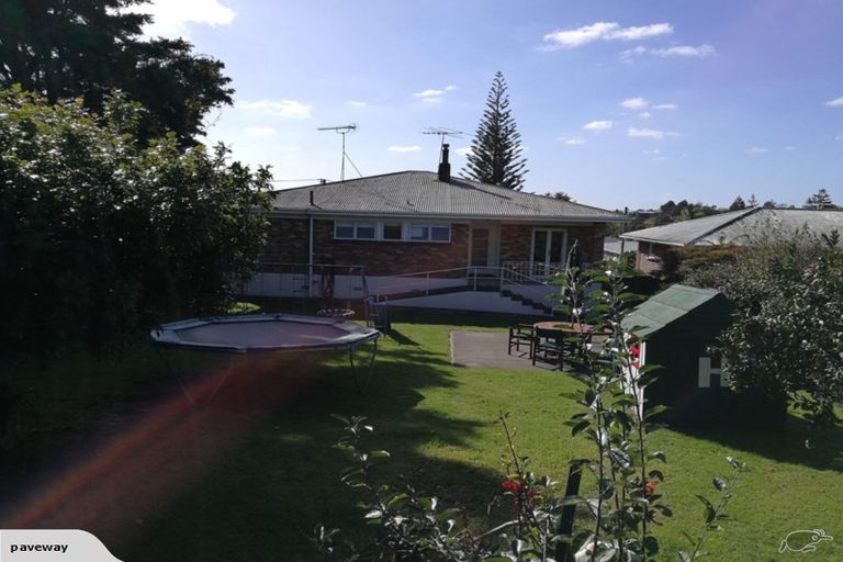 Photo of property in 3 Grierson Place, Pukekohe, 2120