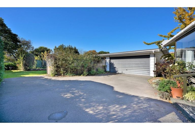 Photo of property in 154 Hendersons Road, Hoon Hay, Christchurch, 8025