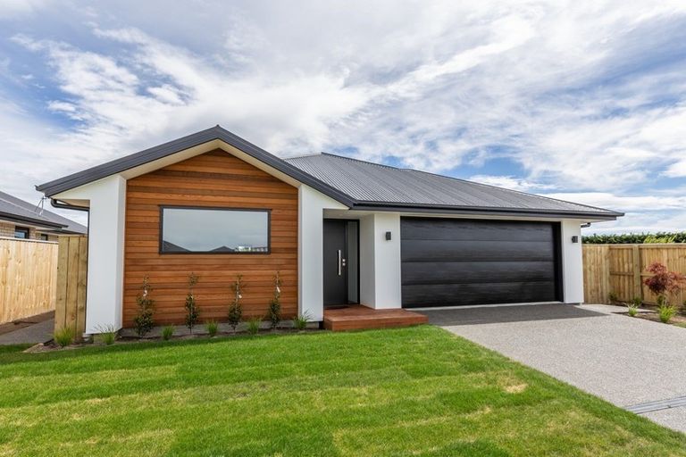 Photo of property in 17 Merlin Terrace, Rolleston, 7615