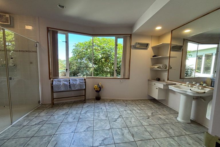 Photo of property in 174 Awamoa Road, Holmes Hill, Oamaru, 9492