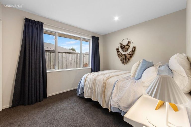 Photo of property in 15 Tutaipatu Avenue, Pegasus, 7612