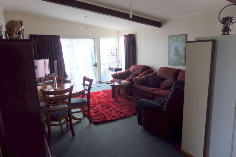 Photo of property in 66c Queen Street, Cambridge, 3434