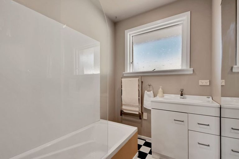 Photo of property in 44 Cottonwood Street, Parklands, Christchurch, 8083