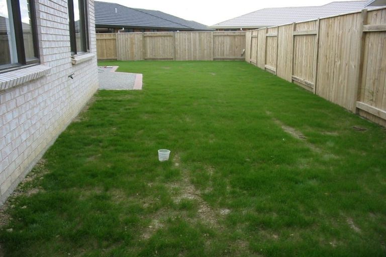 Photo of property in 4 Geneva Terrace, Kelvin Grove, Palmerston North, 4414