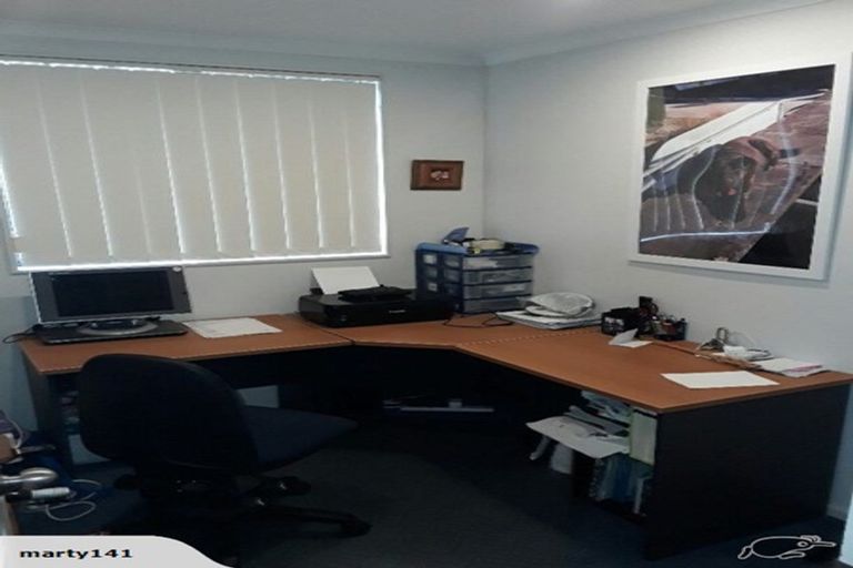 Photo of property in 195 Keri Vista Rise, Papakura, 2110