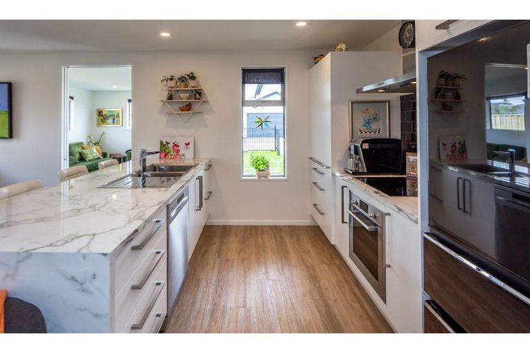 Photo of property in 56 Pegasus Main Street, Pegasus, 7612