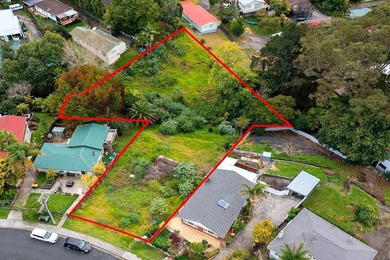 Photo of property in 49 Mcclintock Road, Massey, Auckland, 0614