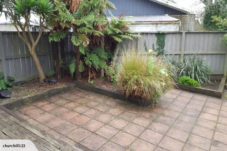 Photo of property in 15 Stewart Place, Melville, Hamilton, 3206