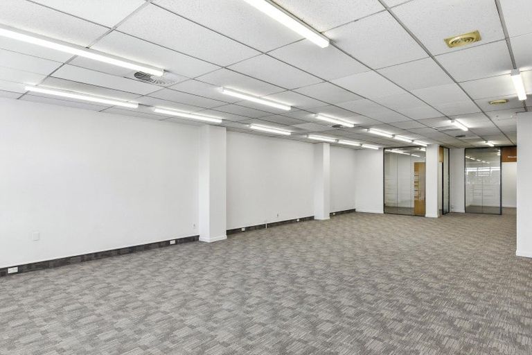 Photo of property in 224 Oxford Street, South Dunedin, Dunedin, 9012