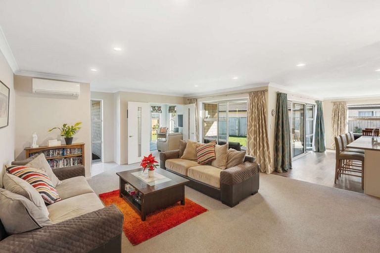 Photo of property in 2 Sincock Place, Kaiapoi, 7630