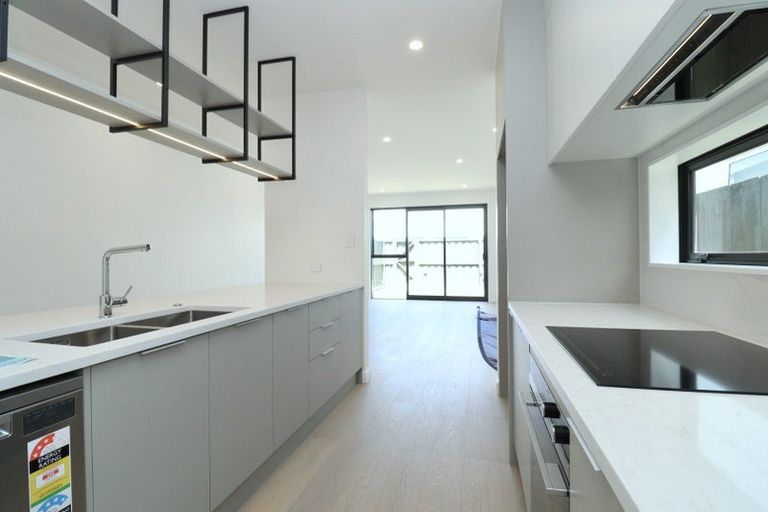 Photo of property in 18 Yellow Pear Lane, Karaka, Papakura, 2113