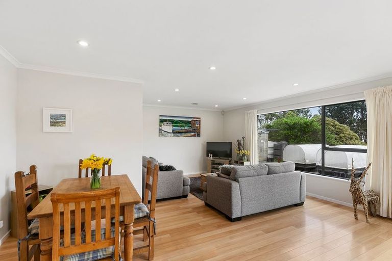 Photo of property in 61 Satara Crescent, Khandallah, Wellington, 6035